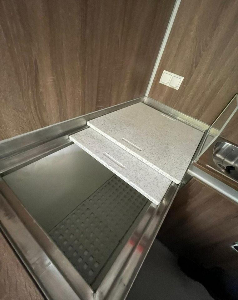 Fiat Ducato Autosklep Gastronomiczny Food Truck Foodtruck sklep W-zasil 2018 BOR - Camión tienda: foto 5 Fiat Ducato Autosklep Gastronomiczny Food Truck Foodtruck sklep W-zasil 2018 BOR - Camión tienda: foto 5