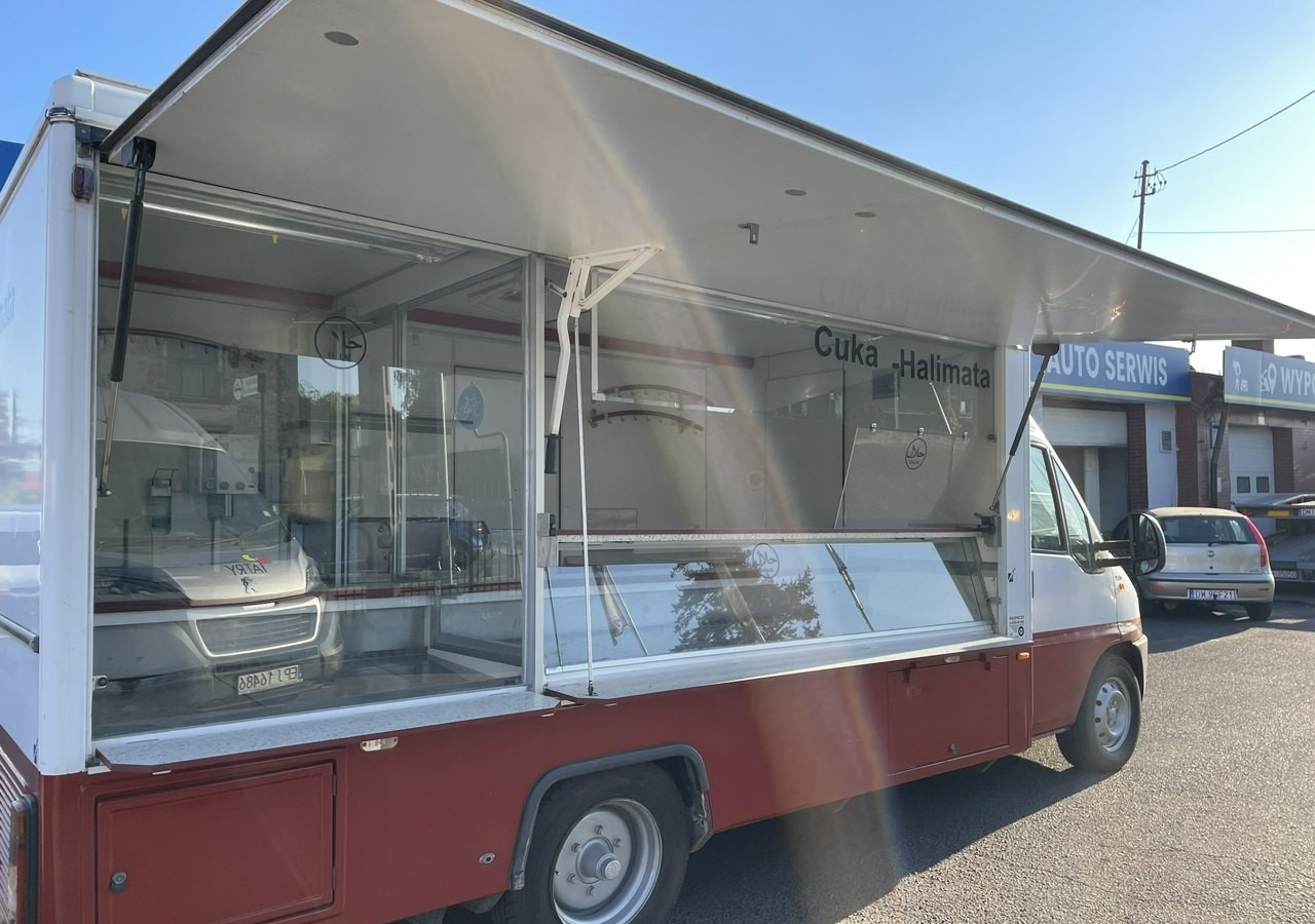 Fiat Ducato Autosklep wędlin Gastronomiczna food truck foodtruck W-zasil DMC 350 - Camión tienda: foto 2 Fiat Ducato Autosklep wędlin Gastronomiczna food truck foodtruck W-zasil DMC 350 - Camión tienda: foto 2