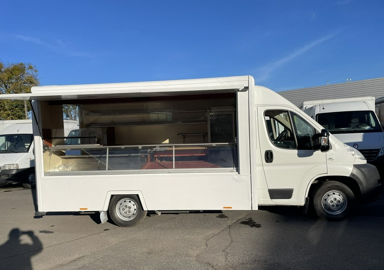 Fiat Ducato Autosklep wędlin Gastronomiczna food truck foodtruck sklep 118tkm 20 - Camión tienda: foto 4 Fiat Ducato Autosklep wędlin Gastronomiczna food truck foodtruck sklep 118tkm 20 - Camión tienda: foto 4