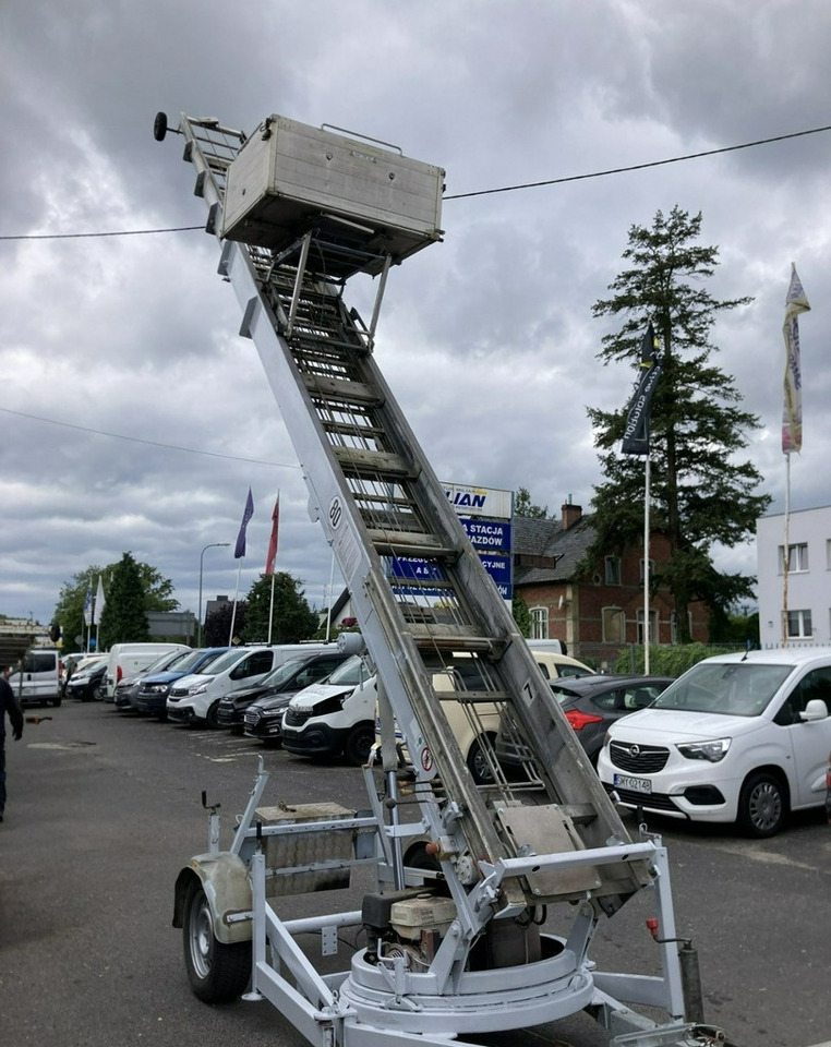 Inna Inny Drabina dekarska winda budowlana zwyżka podnośnik koszowy HD20 Boeck - Plataforma elevadora: foto 1 Inna Inny Drabina dekarska winda budowlana zwyżka podnośnik koszowy HD20 Boeck - Plataforma elevadora: foto 1