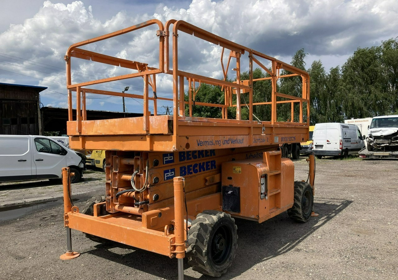 Inna Inny Podnośnik nożycowy Haulotte H15SDX 4x4 podpory 6905 mg 15 metrów - Plataforma de tijeras: foto 2 Inna Inny Podnośnik nożycowy Haulotte H15SDX 4x4 podpory 6905 mg 15 metrów - Plataforma de tijeras: foto 2