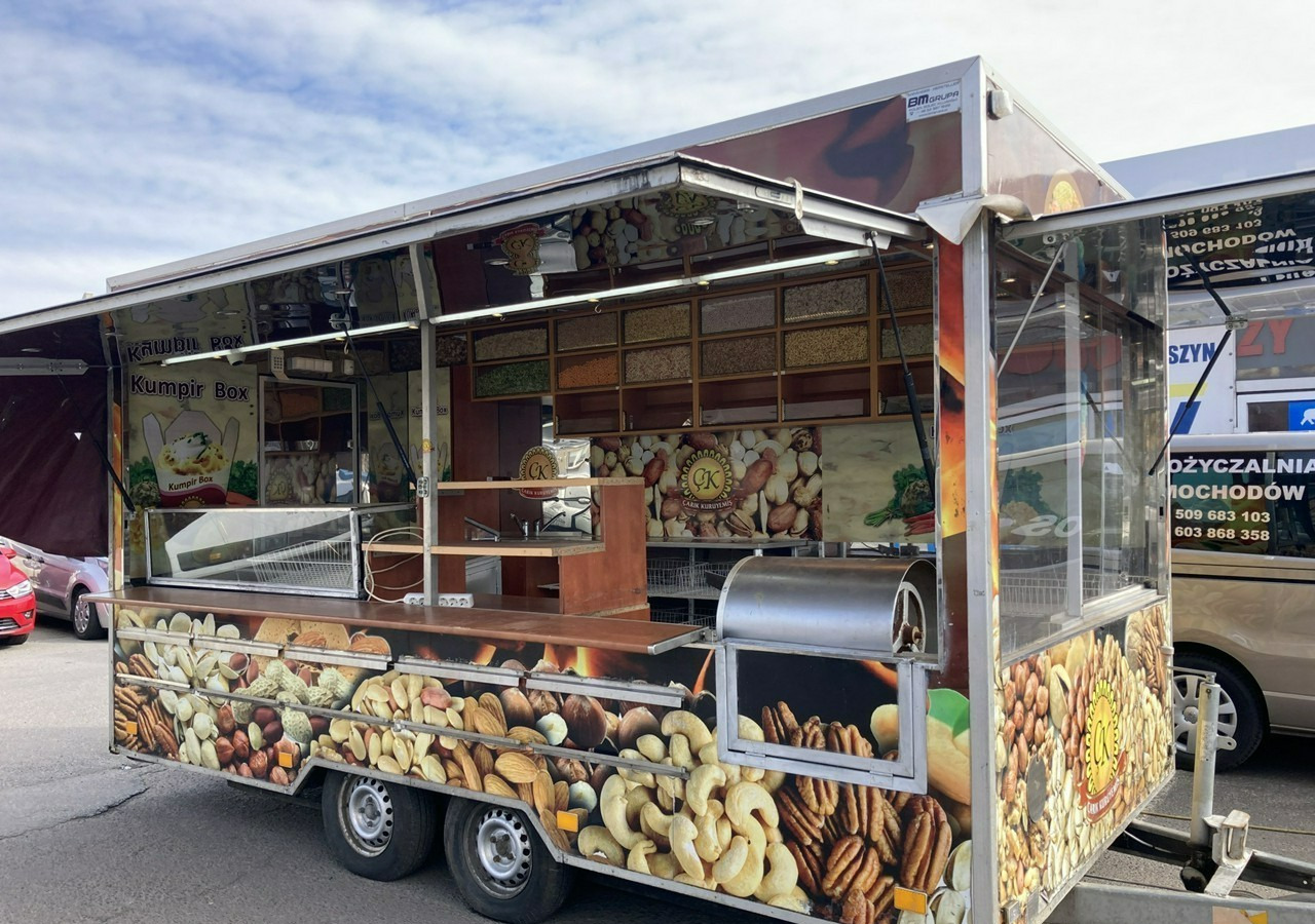 Inna Inny Przyczepa Autosklep Gastronomiczny Foodtruck Food Truck Sklep 2012 - Remolque venta ambulante: foto 2 Inna Inny Przyczepa Autosklep Gastronomiczny Foodtruck Food Truck Sklep 2012 - Remolque venta ambulante: foto 2