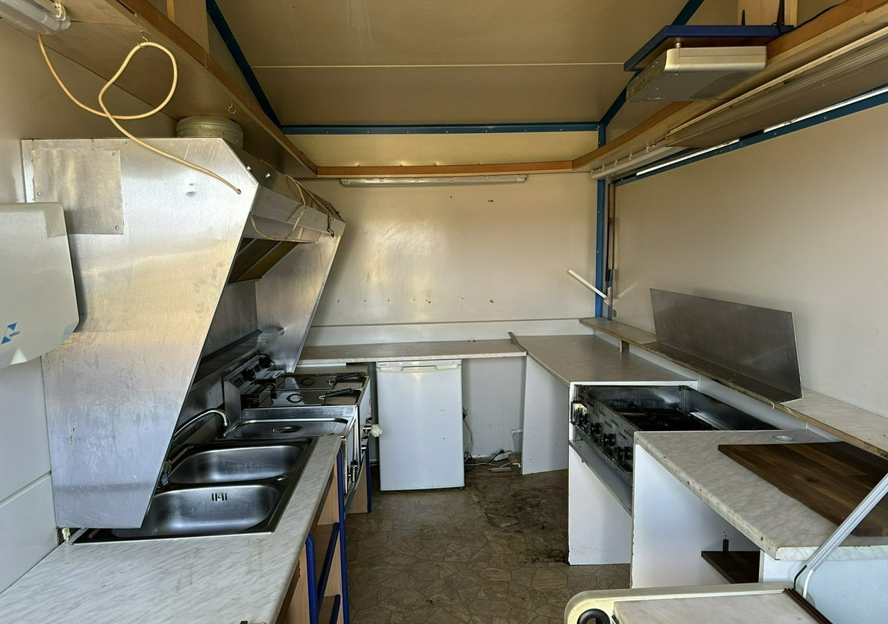 Inna Inny Smażalnia ryb Autosklep Gastronomiczna food truck foodtruck sklep 20 - Remolque venta ambulante: foto 1 Inna Inny Smażalnia ryb Autosklep Gastronomiczna food truck foodtruck sklep 20 - Remolque venta ambulante: foto 1