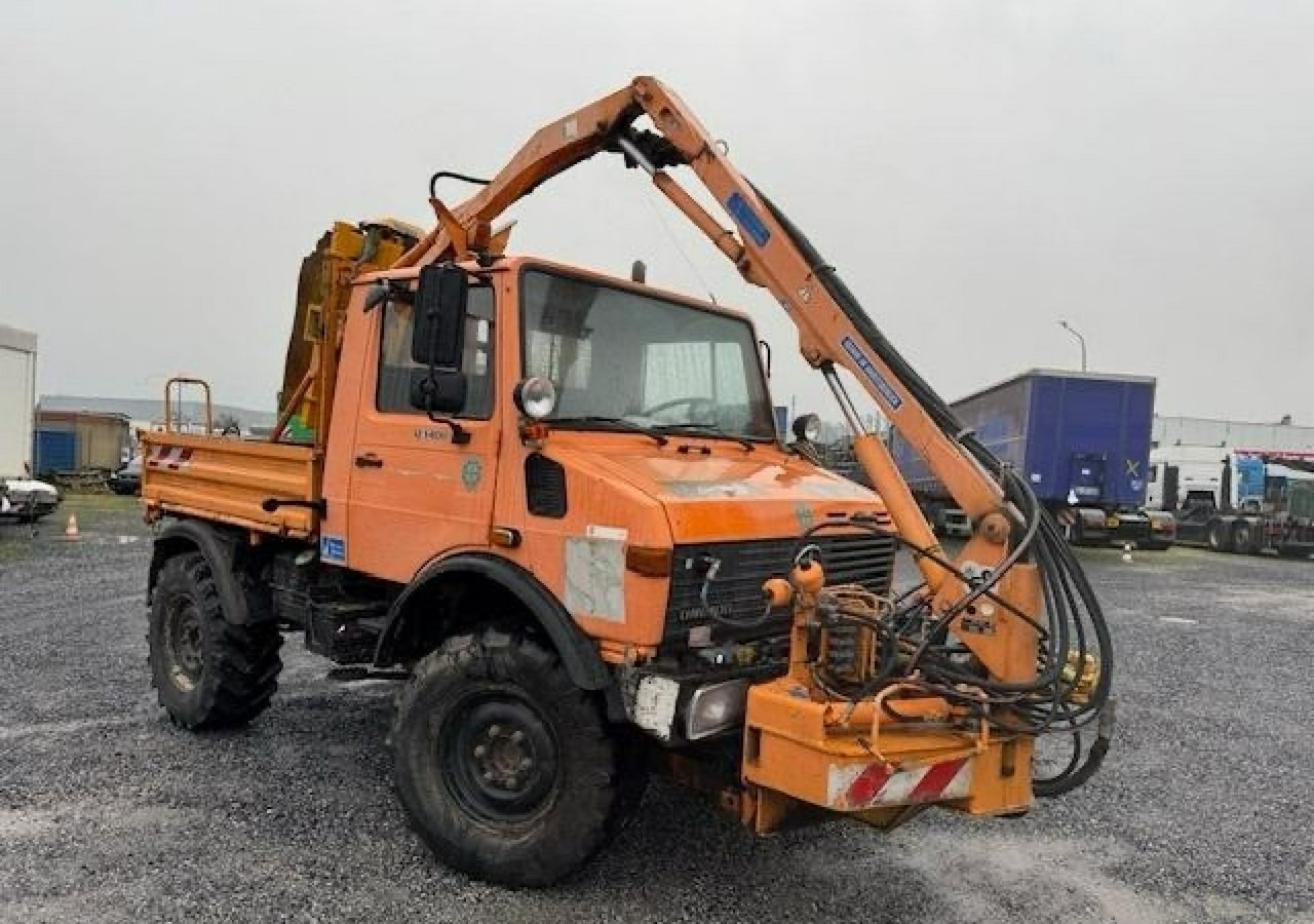 Inna Inny Unimog 4X4 Kosiarka bijakowa teleskopowa posypywarka pług odśnieżark - Camión caja abierta, Vehículo municipal: foto 1 Inna Inny Unimog 4X4 Kosiarka bijakowa teleskopowa posypywarka pług odśnieżark - Camión caja abierta, Vehículo municipal: foto 1