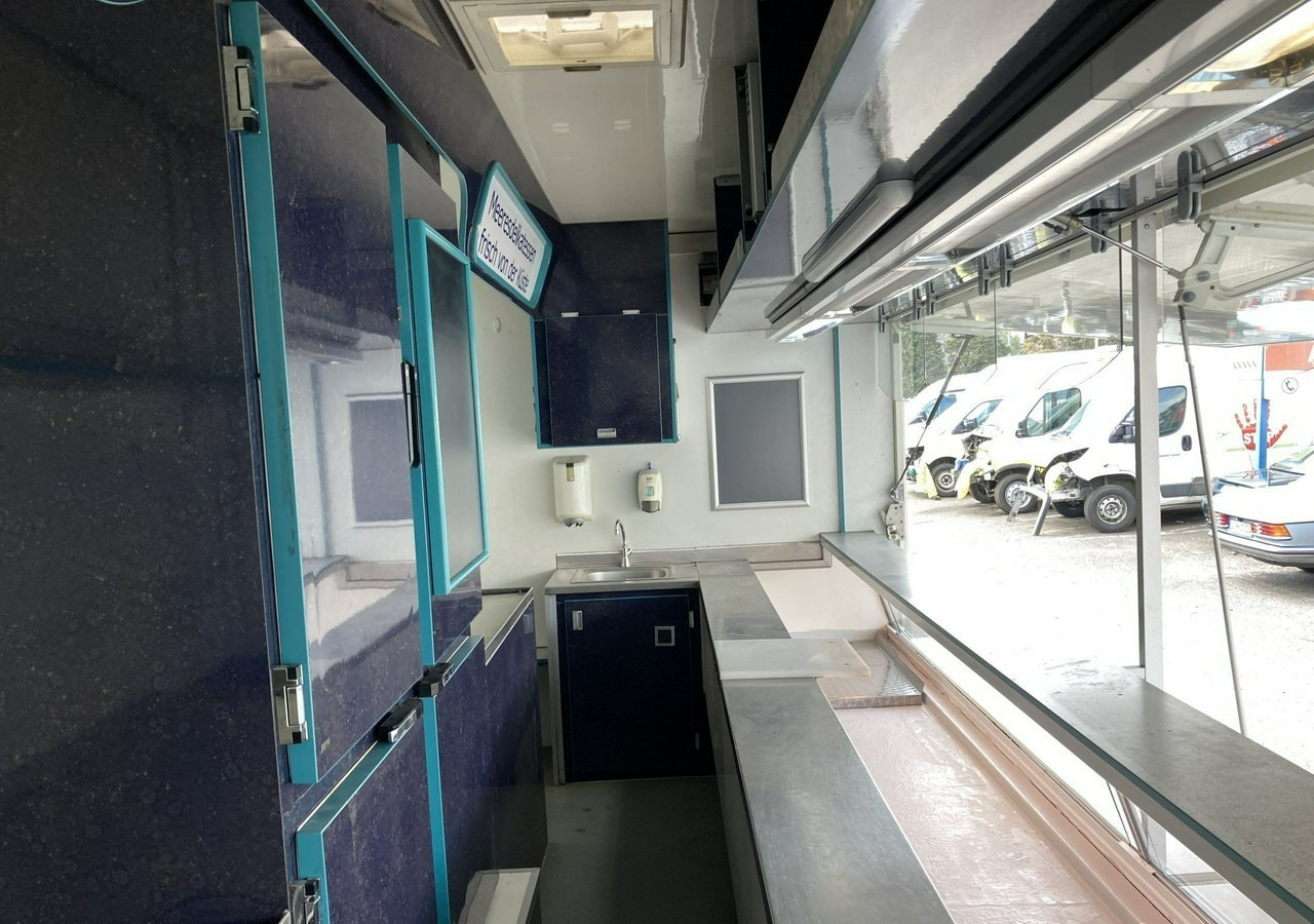 MAN Inny MAN Man Autosklep Gastronomiczny wędlin Ryb Food Truck Foodtruck sklep - Camión tienda: foto 5 MAN Inny MAN Man Autosklep Gastronomiczny wędlin Ryb Food Truck Foodtruck sklep - Camión tienda: foto 5