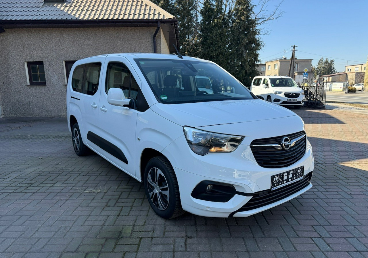 Opel Combo IV Combo Life Combo Długie Life dla Niepełnosprawnych Inwalida Rampa PFRON - Coche: foto 1 Opel Combo IV Combo Life Combo Długie Life dla Niepełnosprawnych Inwalida Rampa PFRON - Coche: foto 1