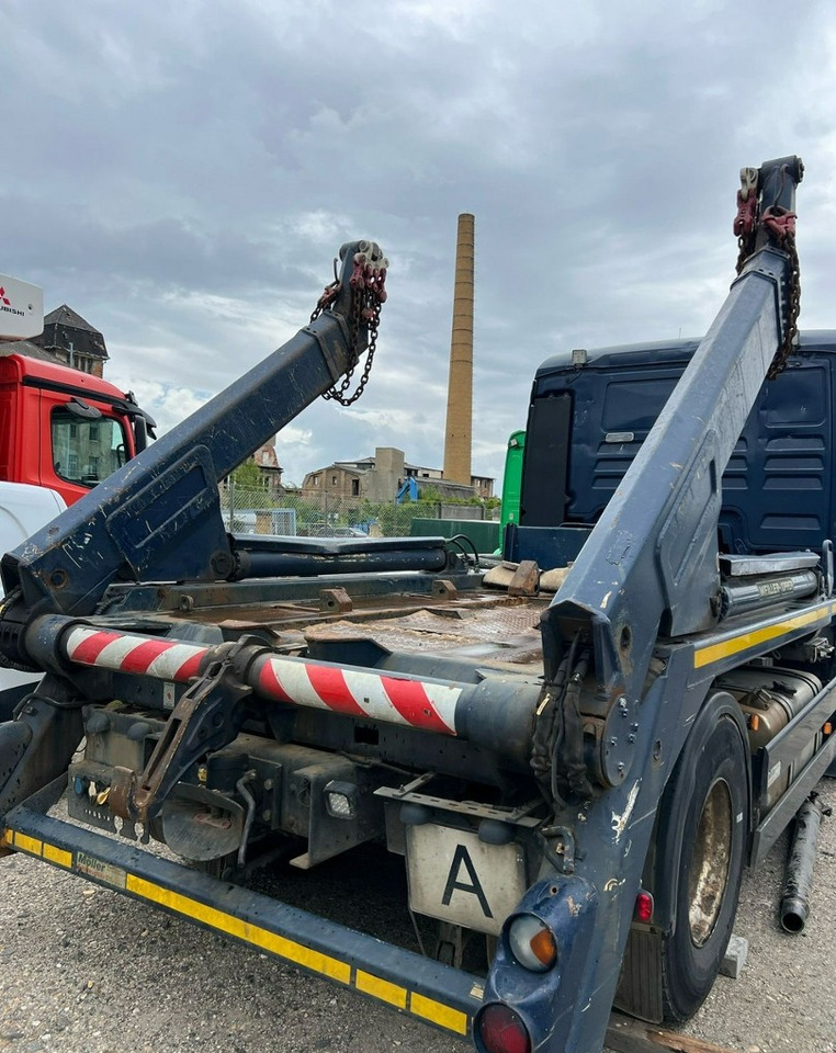 MAN Inny MAN Man TGX 18.400 Bramowiec hakowiec Meiler Model 2012 - Otra maquinaria: foto 3 MAN Inny MAN Man TGX 18.400 Bramowiec hakowiec Meiler Model 2012 - Otra maquinaria: foto 3