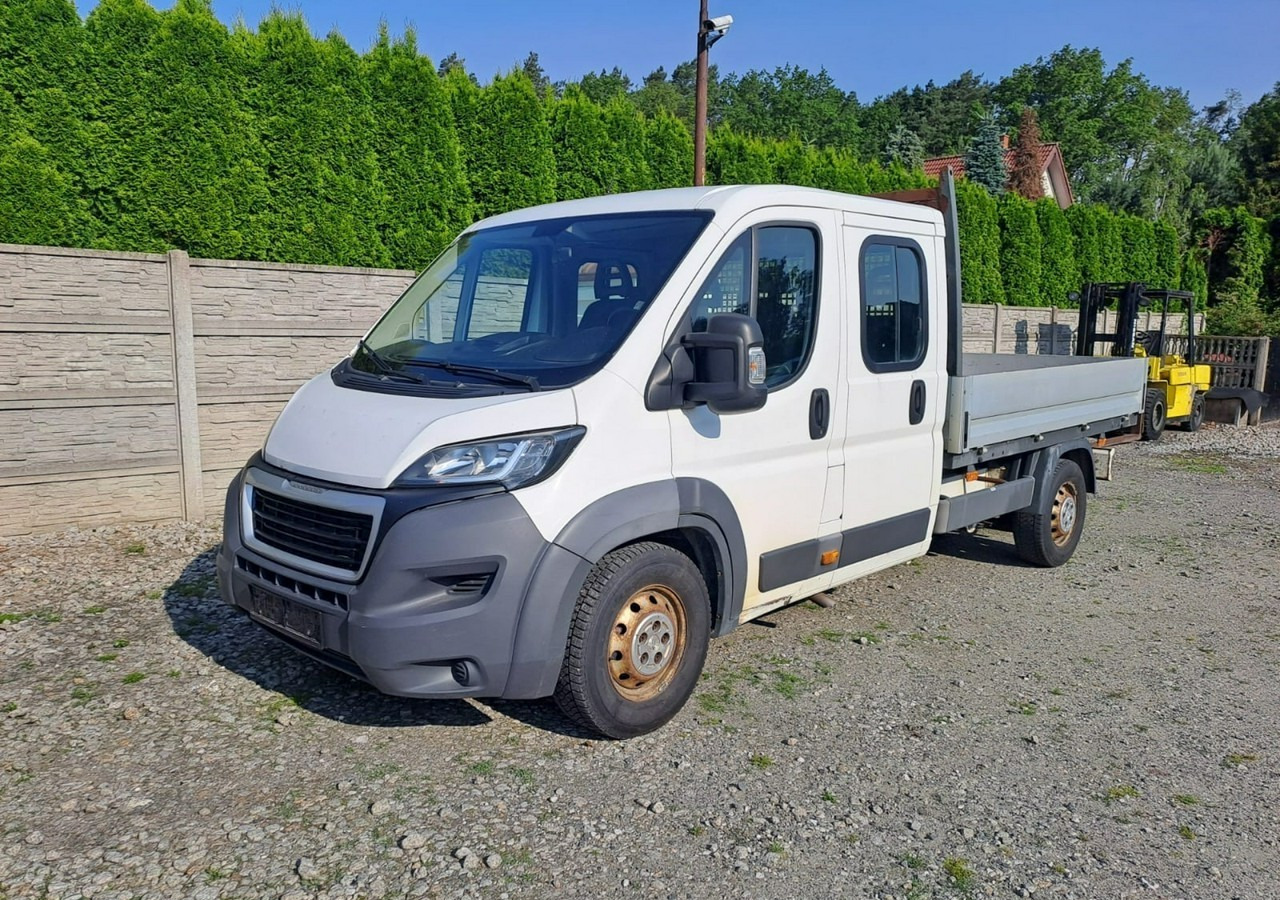 Peugeot Boxer Peugeot Boxer 2.0-130KM klima dokka Brygadówka doka 122tkm 2017 - Furgoneta caja abierta: foto 3 Peugeot Boxer Peugeot Boxer 2.0-130KM klima dokka Brygadówka doka 122tkm 2017 - Furgoneta caja abierta: foto 3