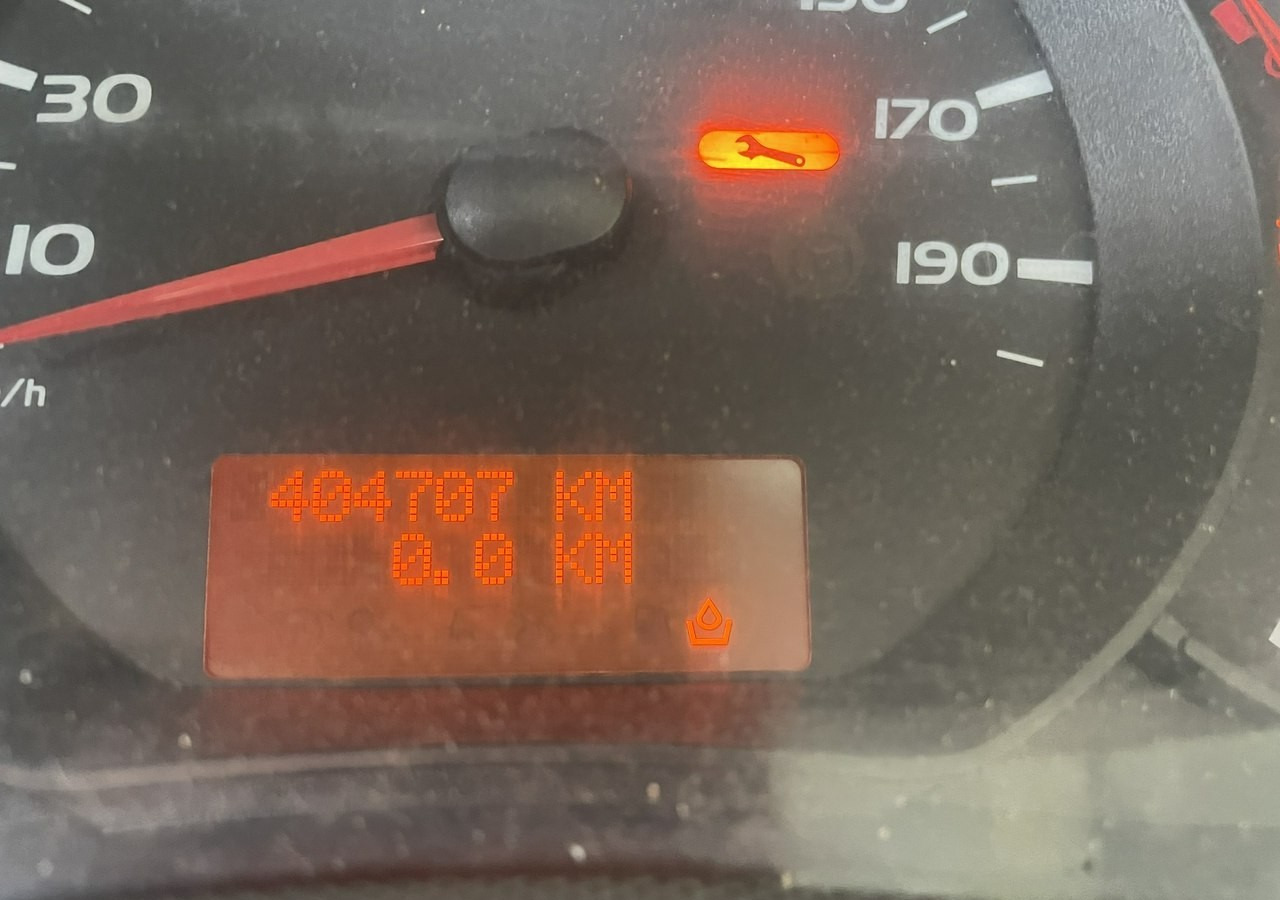 Furgón Renault Master Master 2.3-125 KM Ala - Kamper Klima Projekt do skończenia 2010: foto 16