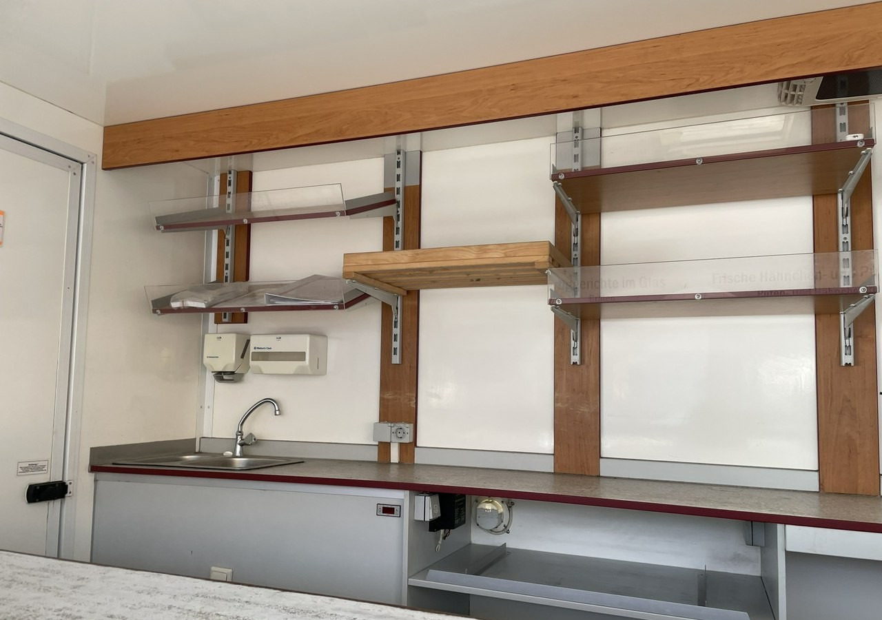 Camión tienda Renault Master Master Autosklep Gastronomiczny Food Truck Foodtruck Sklep bar 2009: foto 9