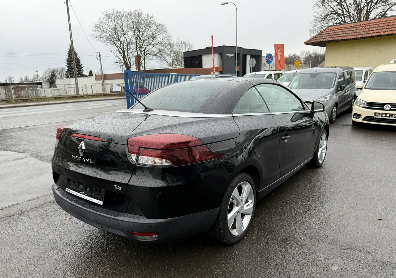 Renault Megane III Cabrio LIFT III 1.2 TCE 131 Skóra Led Navi PDC Bogate wyposażenie 20 - Coche: foto 5 Renault Megane III Cabrio LIFT III 1.2 TCE 131 Skóra Led Navi PDC Bogate wyposażenie 20 - Coche: foto 5