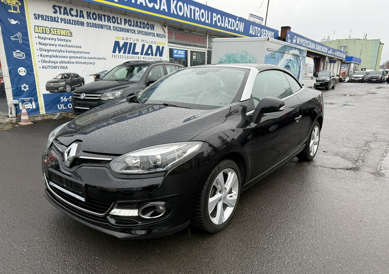 Renault Megane III Cabrio LIFT III 1.2 TCE 131 Skóra Led Navi PDC Bogate wyposażenie 20 - Coche: foto 2 Renault Megane III Cabrio LIFT III 1.2 TCE 131 Skóra Led Navi PDC Bogate wyposażenie 20 - Coche: foto 2