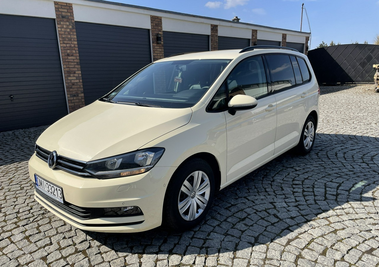 Volkswagen Touran III 2.0 TDI DSG Automat 7osobowy 2020 - Coche: foto 1 Volkswagen Touran III 2.0 TDI DSG Automat 7osobowy 2020 - Coche: foto 1