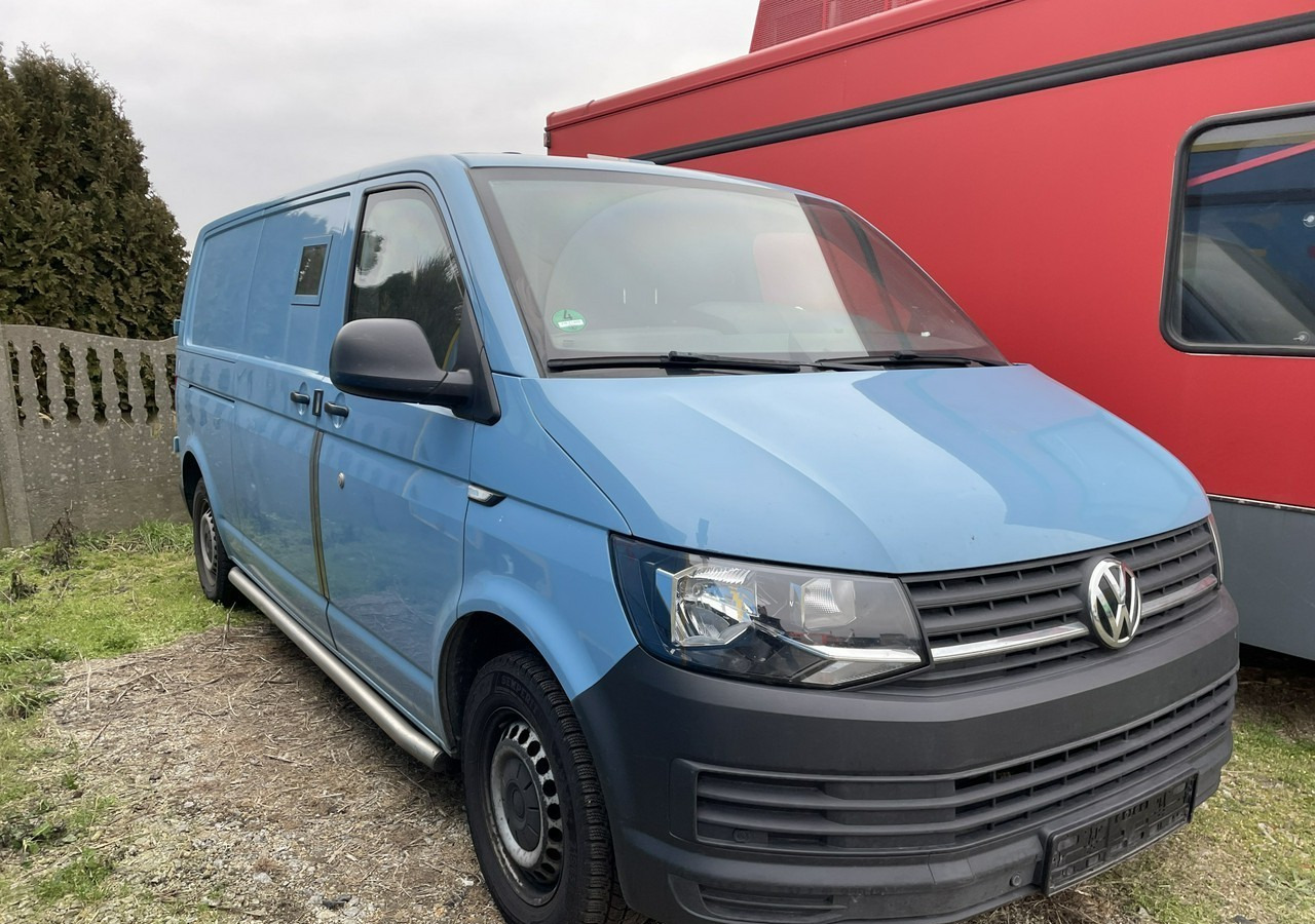 Volkswagen Transporter T6 Transporter Bankowóz kuloodporny opanceżony Model 2018 - Vehículo de colección: foto 2 Volkswagen Transporter T6 Transporter Bankowóz kuloodporny opanceżony Model 2018 - Vehículo de colección: foto 2