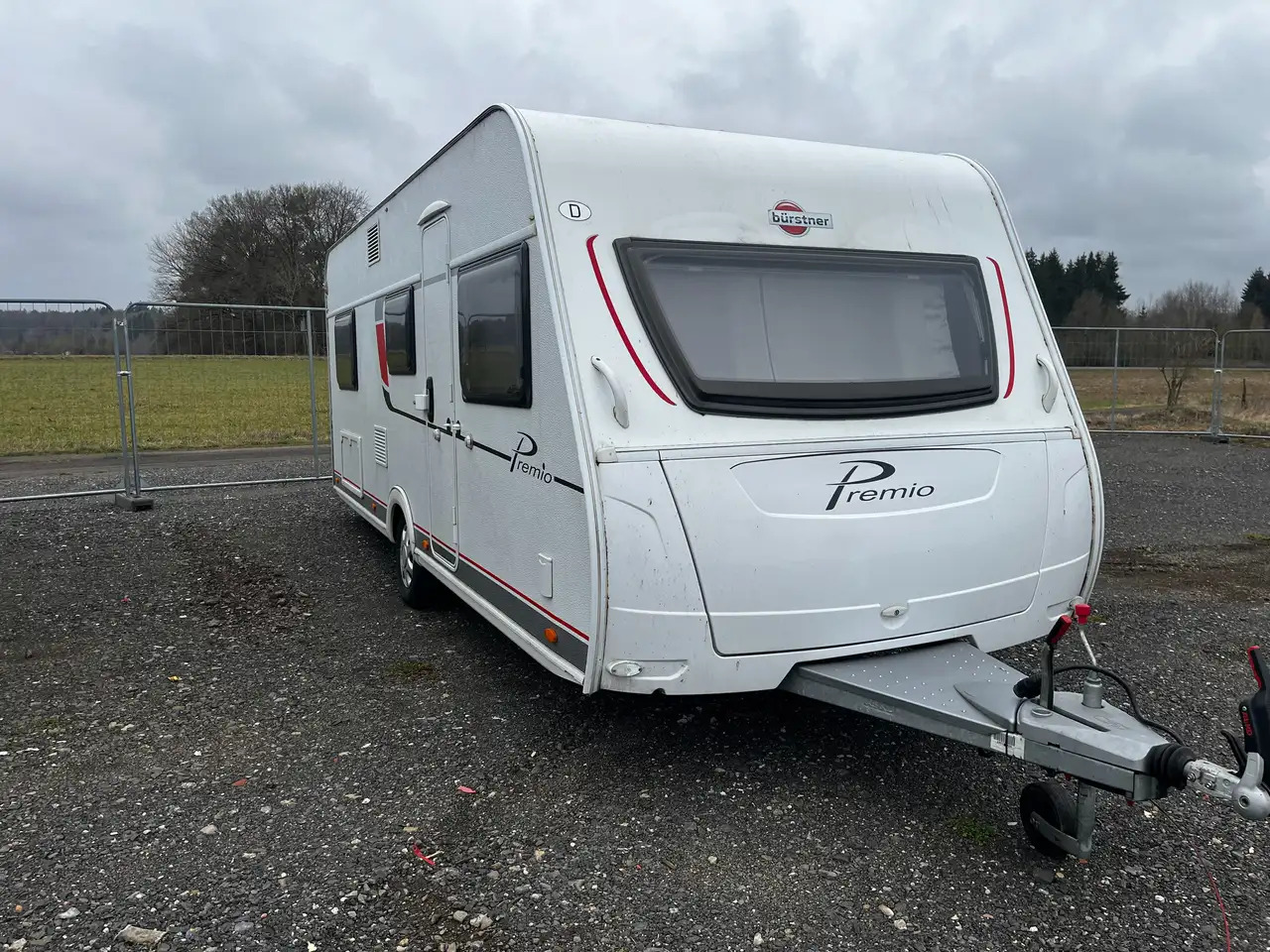 Bürstner Premio 530 TL Mover Dachklimaanlage Einzelbetten - Caravana: foto 4 Bürstner Premio 530 TL Mover Dachklimaanlage Einzelbetten - Caravana: foto 4