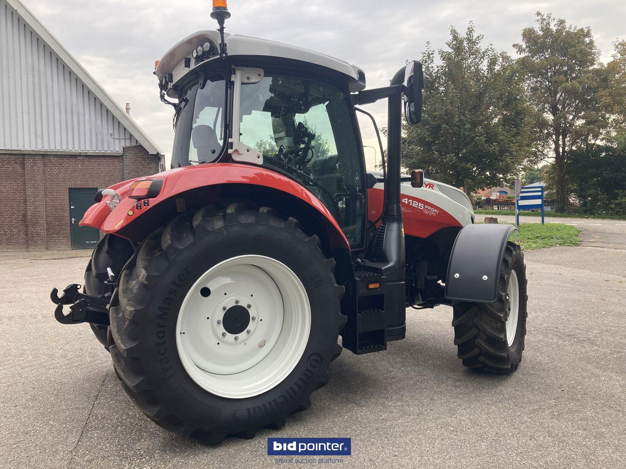 Steyr 4125 profi CVT - Tractor: foto 4 Steyr 4125 profi CVT - Tractor: foto 4
