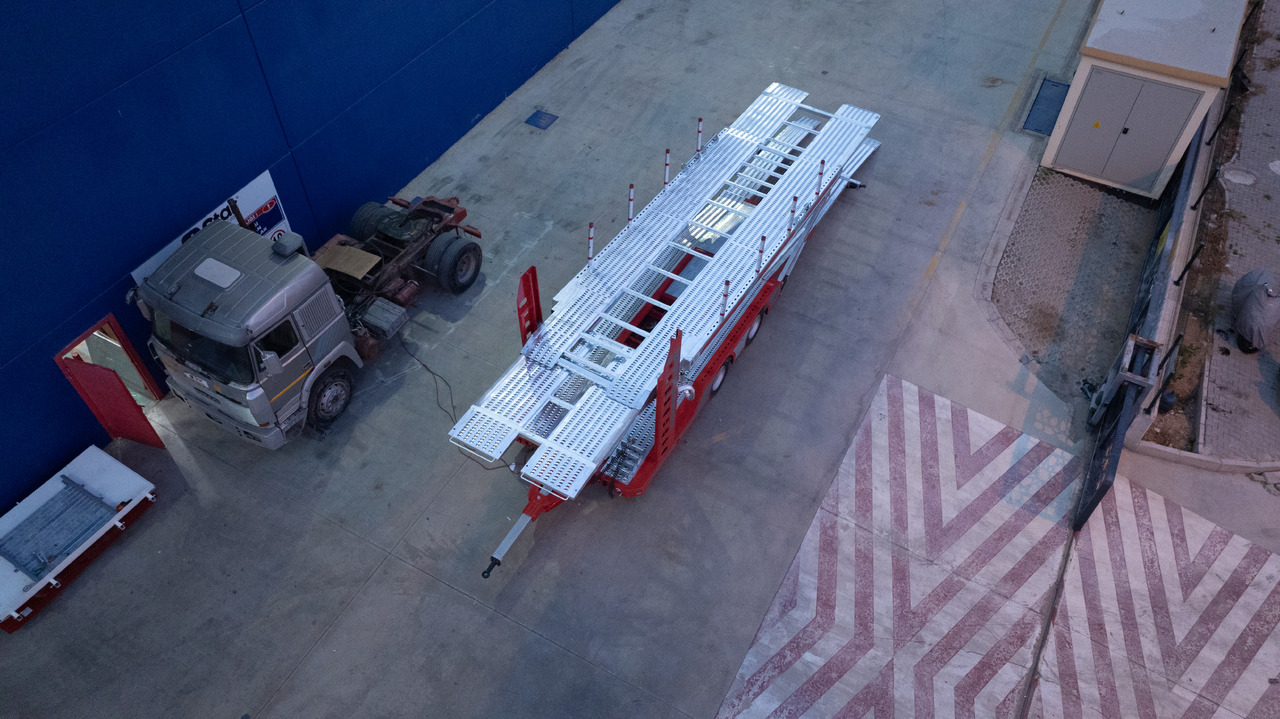 STAR YAGCILAR STAR car carrier trailer - Remolque portavehículos: foto 1 STAR YAGCILAR STAR car carrier trailer - Remolque portavehículos: foto 1