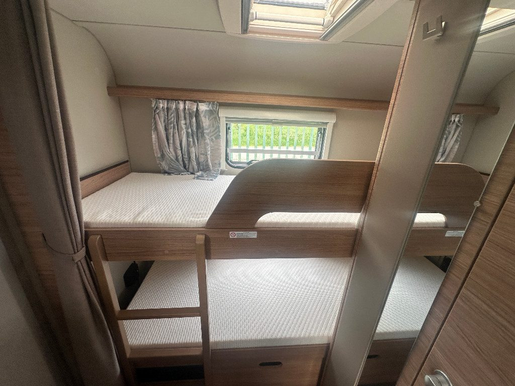 WEINSBERG .CARAONE 400 LK - Caravana: foto 4 WEINSBERG .CARAONE 400 LK - Caravana: foto 4