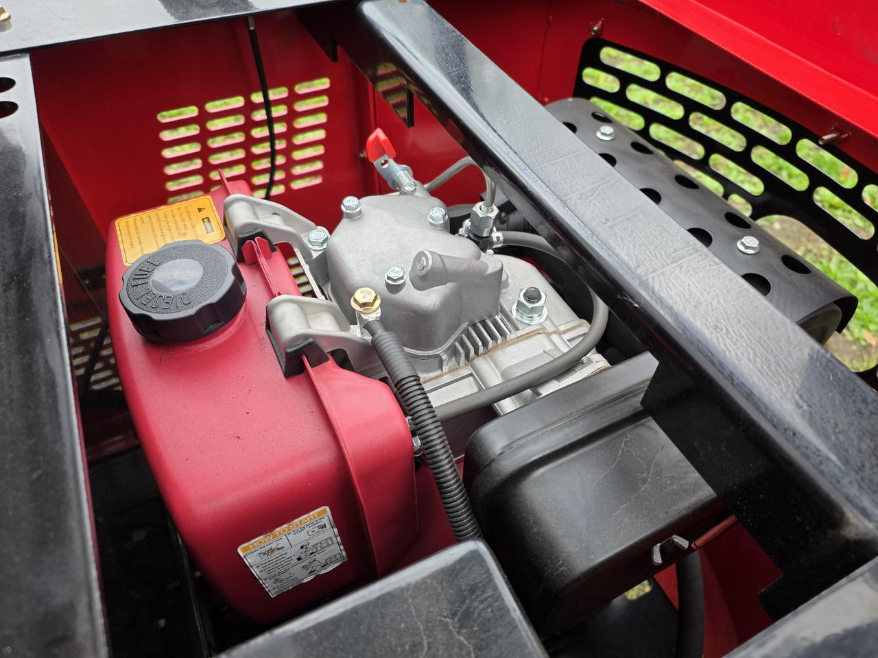Jpc ht 1200 - Miniexcavadora: foto 5 Jpc ht 1200 - Miniexcavadora: foto 5