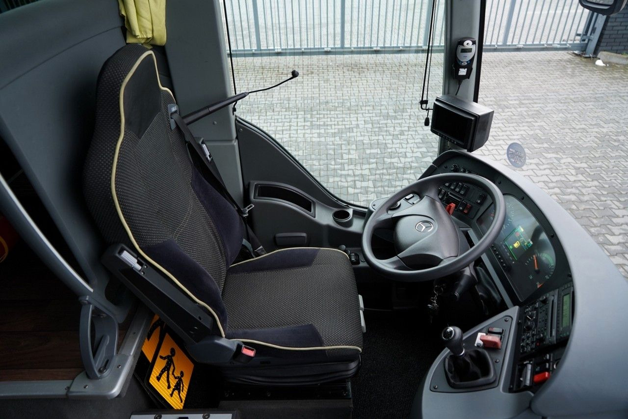 Autobús Mercedes-Benz TOURISMO RHD / EURO 6 / 12 METRÓW / SPROWADZONY: foto 12 Autobús Mercedes-Benz TOURISMO RHD / EURO 6 / 12 METRÓW / SPROWADZONY: foto 12