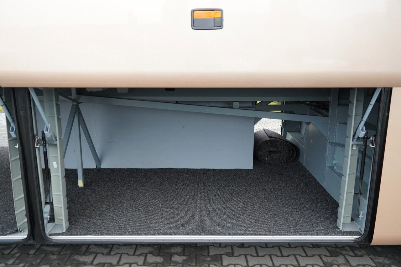 Autobús Mercedes-Benz TOURISMO RHD / EURO 6 / 12 METRÓW / SPROWADZONY: foto 43 Autobús Mercedes-Benz TOURISMO RHD / EURO 6 / 12 METRÓW / SPROWADZONY: foto 43