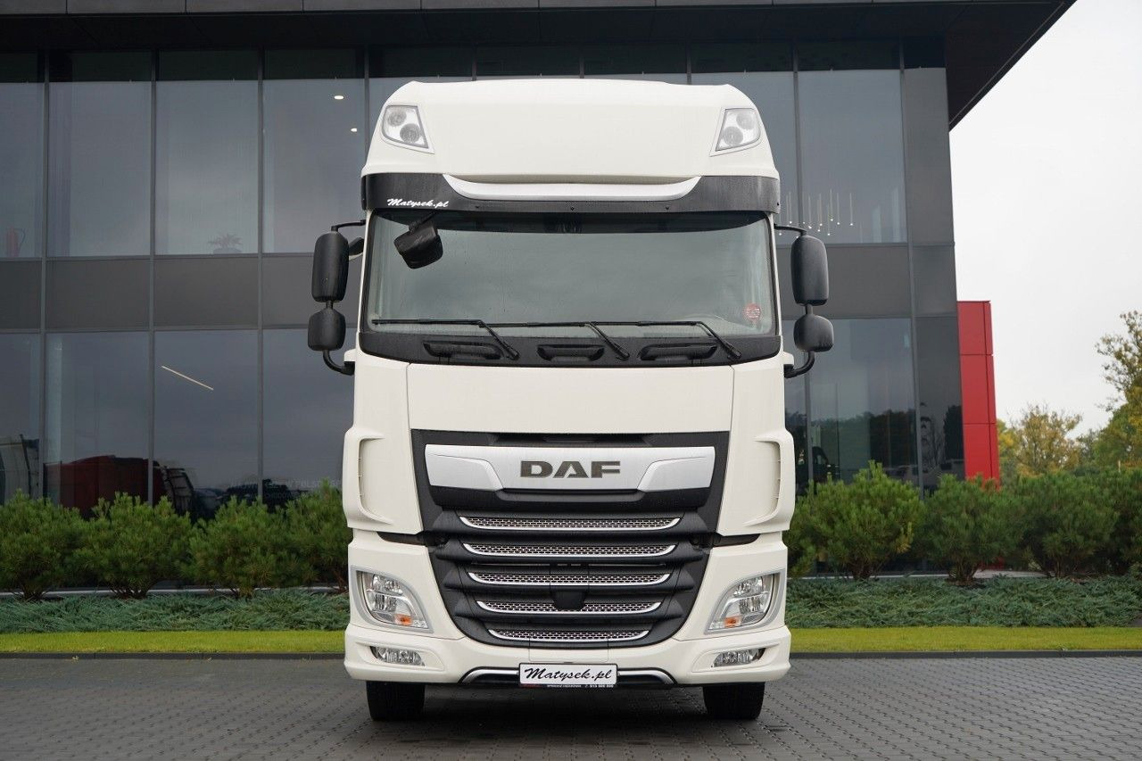 DAF XF 480 / SUPER SPACE CAB / 2021R - Cabeza tractora: foto 2 DAF XF 480 / SUPER SPACE CAB / 2021R - Cabeza tractora: foto 2