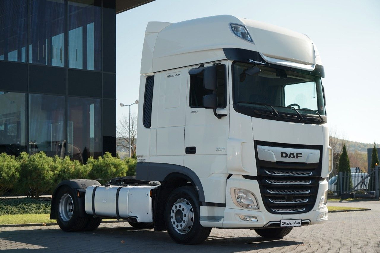 DAF XF 480 / SUPER SPACE CAB / OPONY 100% / 2021 RO - Cabeza tractora: foto 1 DAF XF 480 / SUPER SPACE CAB / OPONY 100% / 2021 RO - Cabeza tractora: foto 1