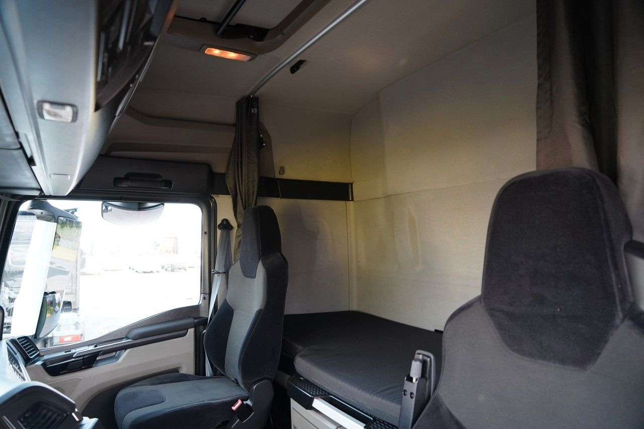 Leasing de MAN TGX 18.510 / GM / RETARDER / NAVI / 2022 R MAN TGX 18.510 / GM / RETARDER / NAVI / 2022 R: foto 26 Leasing de MAN TGX 18.510 / GM / RETARDER / NAVI / 2022 R MAN TGX 18.510 / GM / RETARDER / NAVI / 2022 R: foto 26