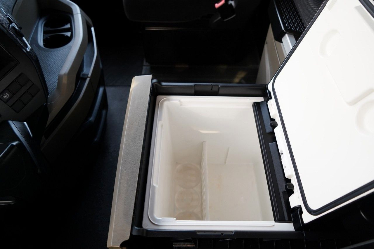 Leasing de MAN TGX 18.510 / GM / RETARDER / NAVI / 2022 R MAN TGX 18.510 / GM / RETARDER / NAVI / 2022 R: foto 27 Leasing de MAN TGX 18.510 / GM / RETARDER / NAVI / 2022 R MAN TGX 18.510 / GM / RETARDER / NAVI / 2022 R: foto 27