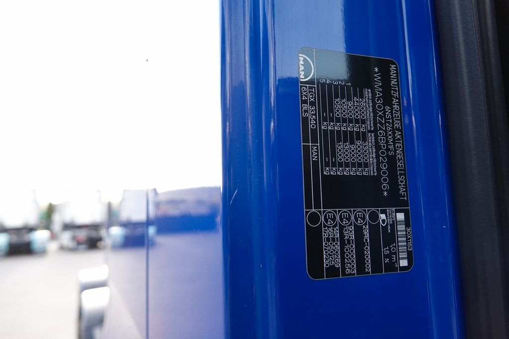 Cabeza tractora MAN TGX 33.540 / 6x4 / RETARDER / DMC: 90 TON / 3 os MAN TGX 33.540 / 6x4 / RETARDER / DMC: 90 TON / 3 os: foto 16 Cabeza tractora MAN TGX 33.540 / 6x4 / RETARDER / DMC: 90 TON / 3 os MAN TGX 33.540 / 6x4 / RETARDER / DMC: 90 TON / 3 os: foto 16