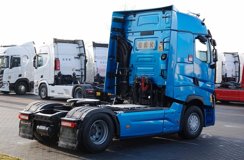 Renault T 480 / 13L / I-PARK COOL / OPONY 100 % / HIGH - Cabeza tractora: foto 5 Renault T 480 / 13L / I-PARK COOL / OPONY 100 % / HIGH - Cabeza tractora: foto 5