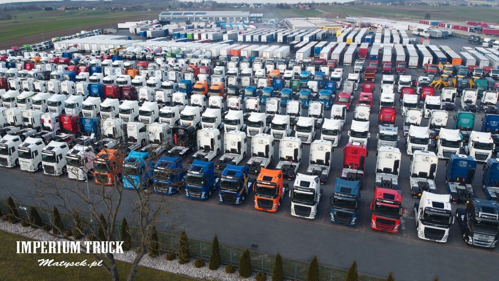 Cabeza tractora Scania P 450 / RETARDER / NISKA KABINA / WYSOKO ZAWIESZ: foto 19