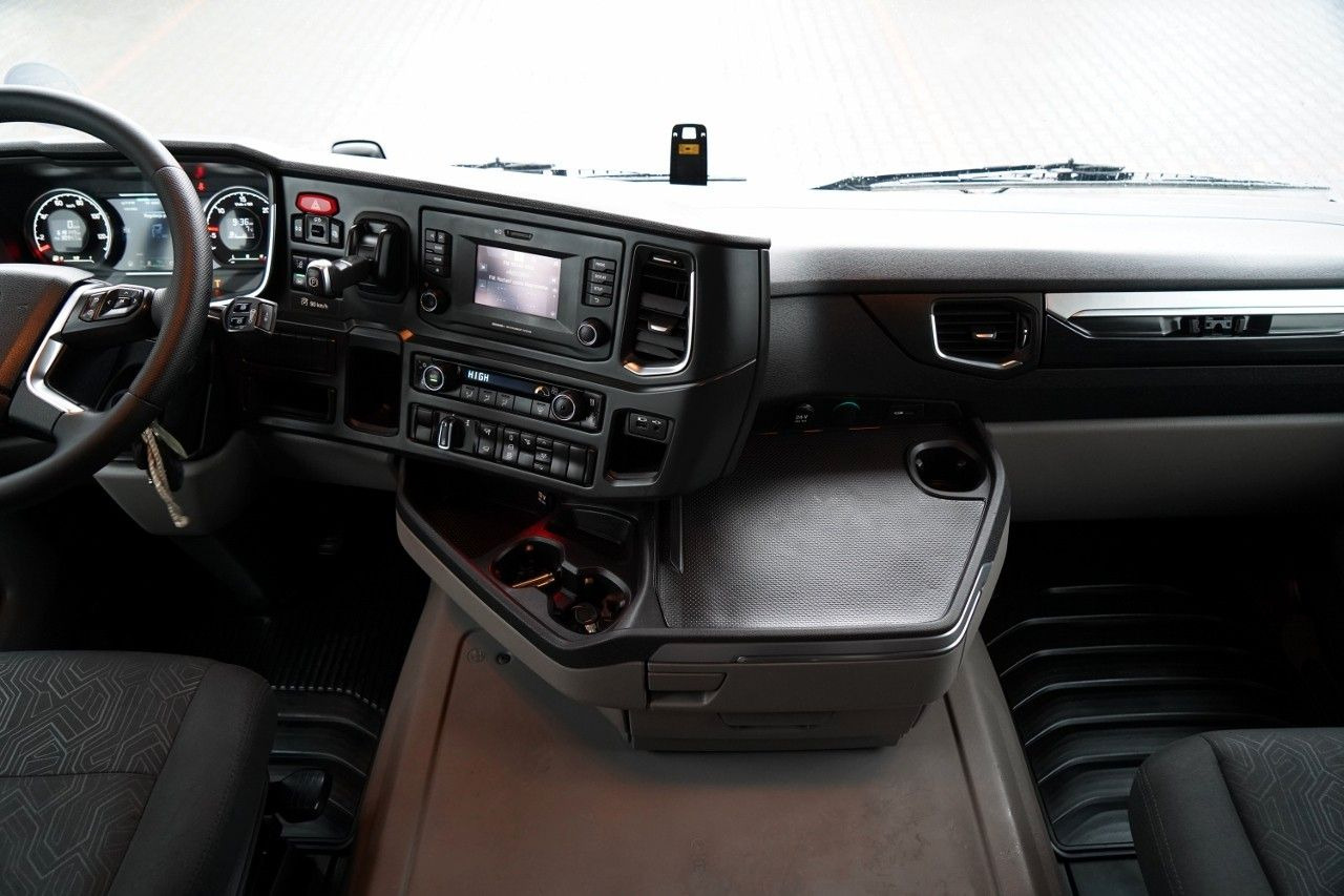 Cabeza tractora Scania R 450 / RETARDER / OPONY 100%: foto 29
