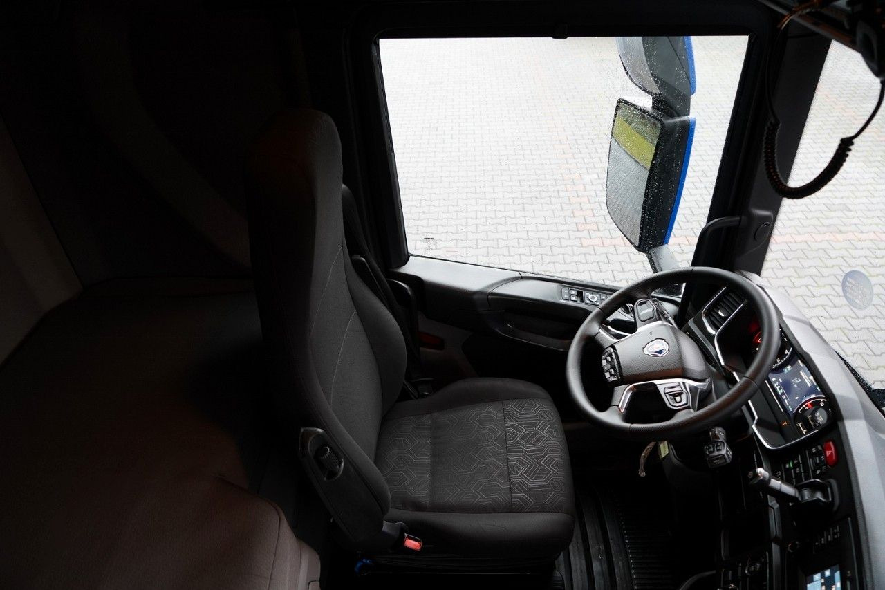 Cabeza tractora Scania R 450 / RETARDER / OPONY 100%: foto 26