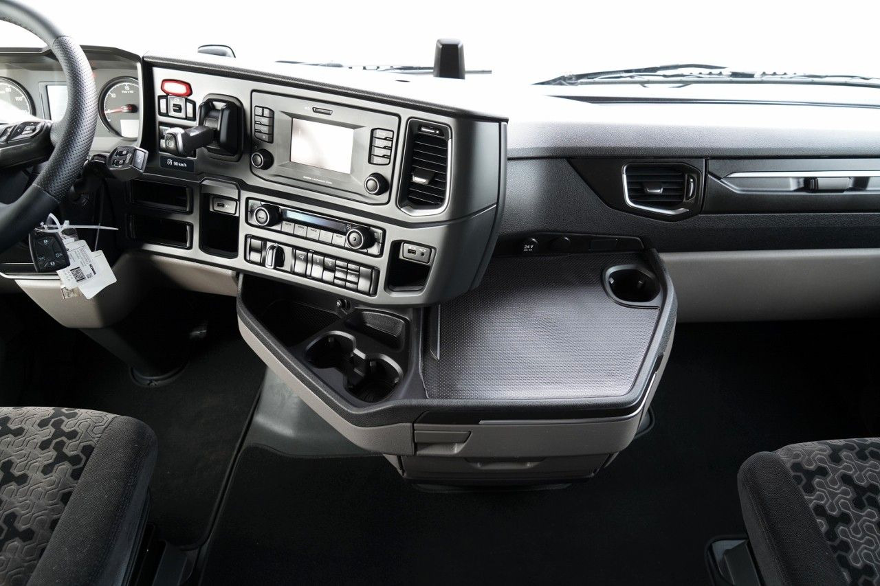 Leasing de  Scania S 500 / RETARDER / I-PARK COOL  / FULL AIRMATIC Scania S 500 / RETARDER / I-PARK COOL  / FULL AIRMATIC: foto 31