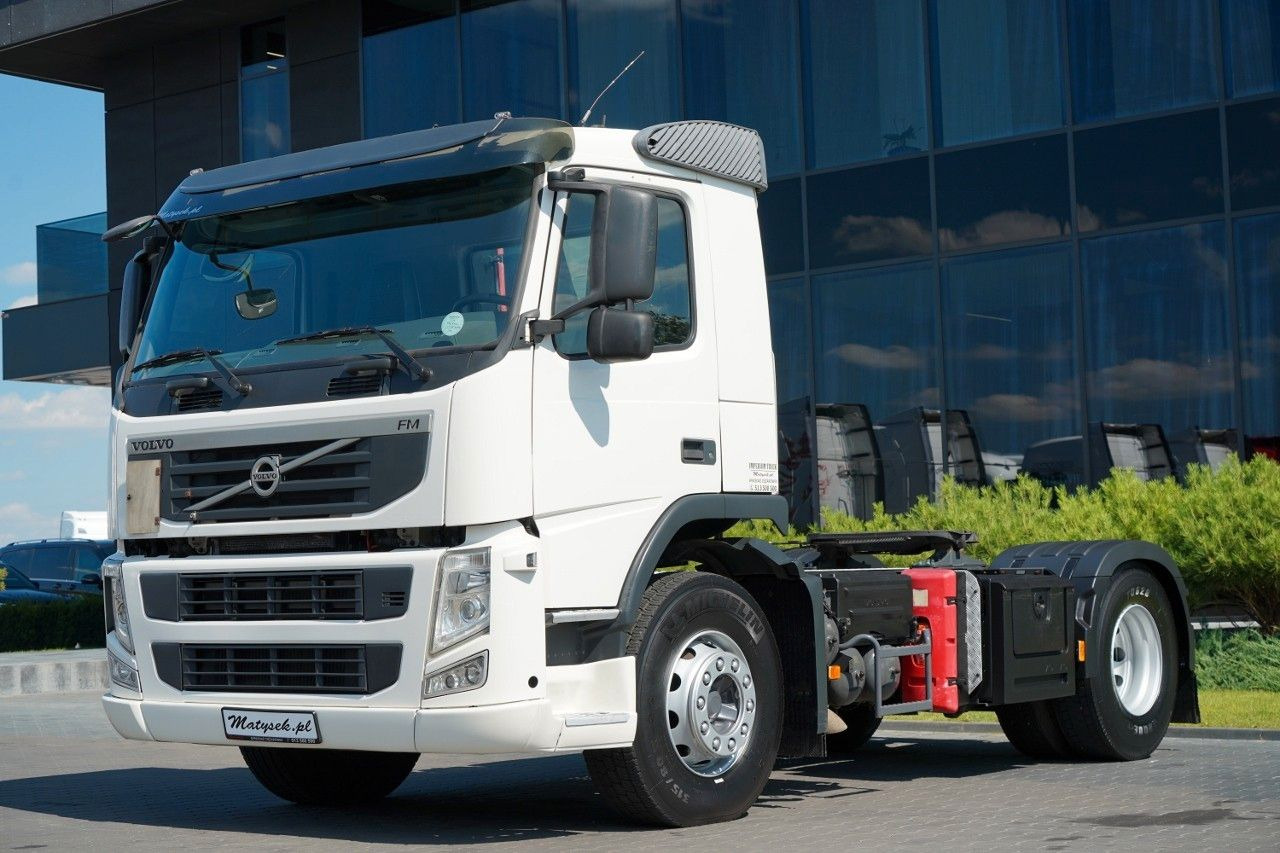 Volvo FM 380 / PEŁNY ADR / NISKA KABINA / DZIENNA KABI - Cabeza tractora: foto 4 Volvo FM 380 / PEŁNY ADR / NISKA KABINA / DZIENNA KABI - Cabeza tractora: foto 4