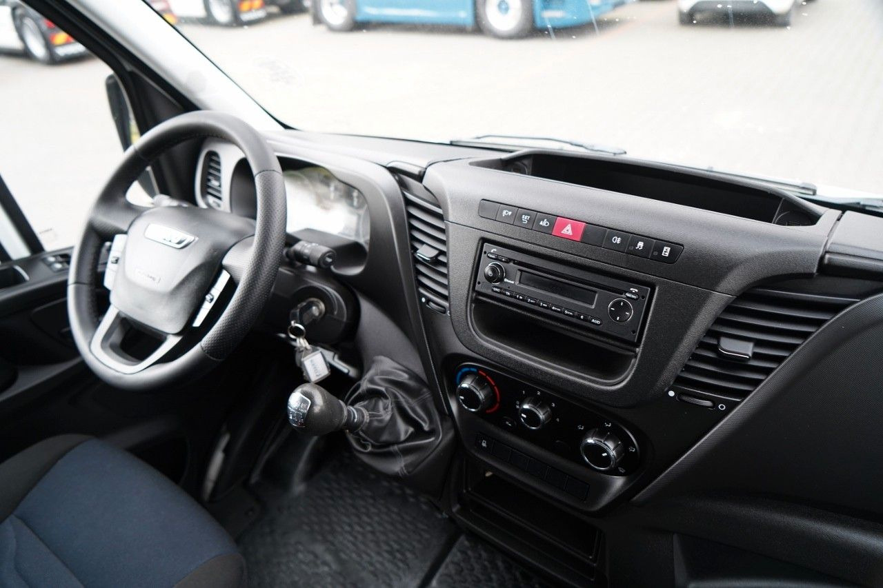 Furgoneta basculante Iveco DAILY 35-140 / WYWROTKA / BRYGADÓWKA / BLIŹNIAK: foto 15