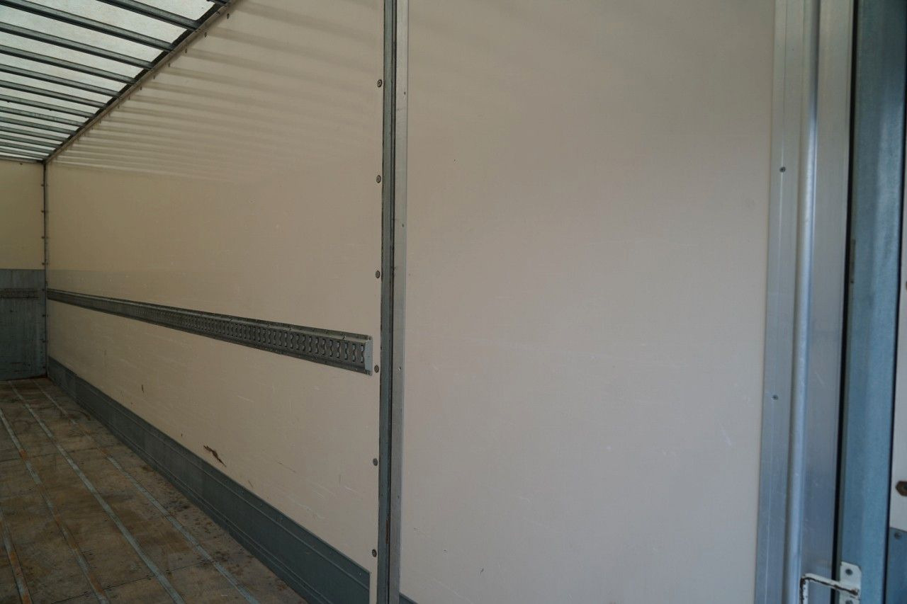 Camión caja cerrada Renault D 210 / 4x2 / KONTENER / 8,6 M / MOCNA PODŁOGA /: foto 24 Camión caja cerrada Renault D 210 / 4x2 / KONTENER / 8,6 M / MOCNA PODŁOGA /: foto 24