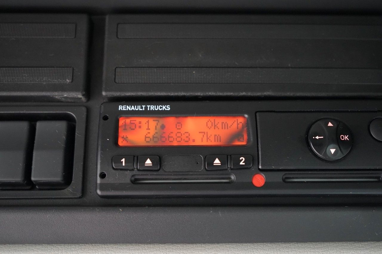 Camión caja cerrada Renault D 210 / 4x2 / KONTENER / 8,6 M / MOCNA PODŁOGA /: foto 39 Camión caja cerrada Renault D 210 / 4x2 / KONTENER / 8,6 M / MOCNA PODŁOGA /: foto 39