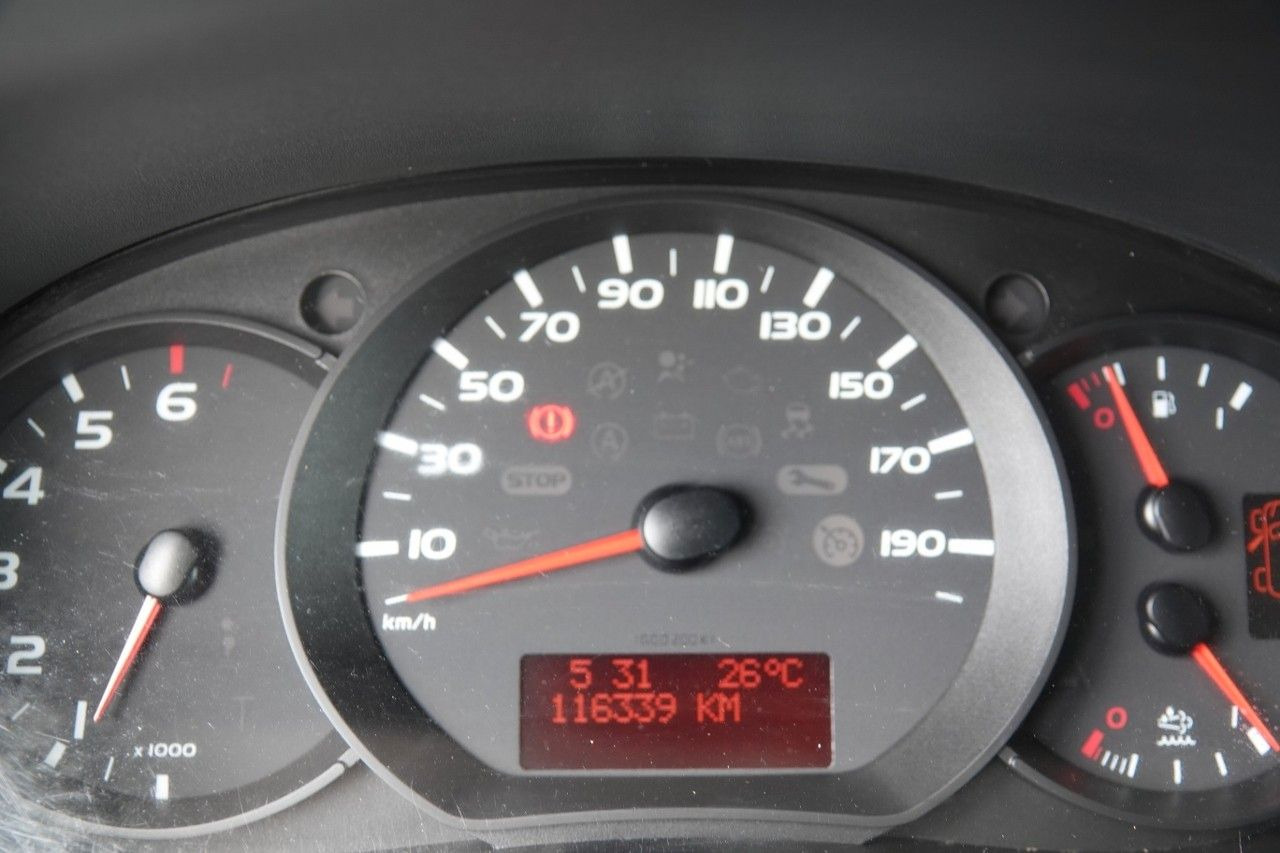 Camión con plataforma elevadora Renault MASTER / PODNOŚNIK KOSZOWY Renault MASTER / PODNOŚNIK KOSZOWY: foto 17