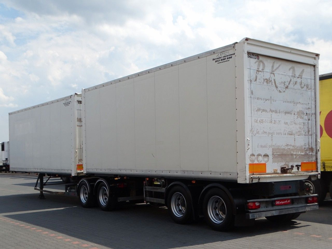 Samro JUMBO VEHICULAR BOX- 7,3 M + 7,3 M/KOFFER TANDEM - Semirremolque caja cerrada: foto 5 Samro JUMBO VEHICULAR BOX- 7,3 M + 7,3 M/KOFFER TANDEM - Semirremolque caja cerrada: foto 5