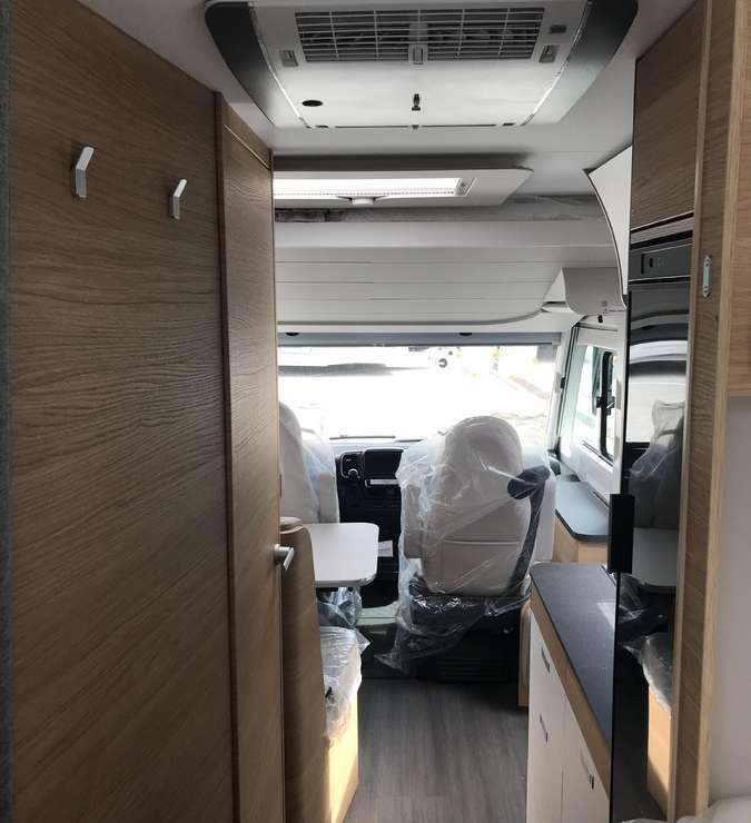 Adria Sonic 600SL - Autocaravana integral: foto 5 Adria Sonic 600SL - Autocaravana integral: foto 5