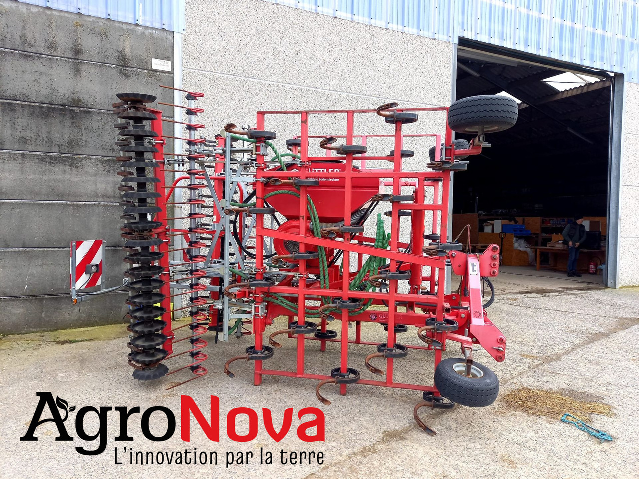 GÜTTLER SuperMaxx 50-5 (déchaumeur) - Carro de cosechadora: foto 2 GÜTTLER SuperMaxx 50-5 (déchaumeur) - Carro de cosechadora: foto 2