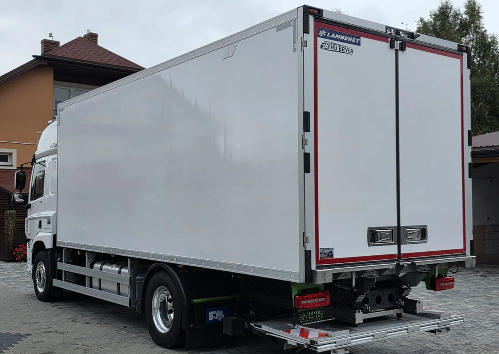 DAF CF 410 / E6 / ACC / CHŁODNIA + WINDA/ 16 PALET / MULTITEMPERATURA / 2021ROK / RETARDER / SPROWADZONY / JAK NOWA - Camión frigorífico: foto 3 DAF CF 410 / E6 / ACC / CHŁODNIA + WINDA/ 16 PALET / MULTITEMPERATURA / 2021ROK / RETARDER / SPROWADZONY / JAK NOWA - Camión frigorífico: foto 3