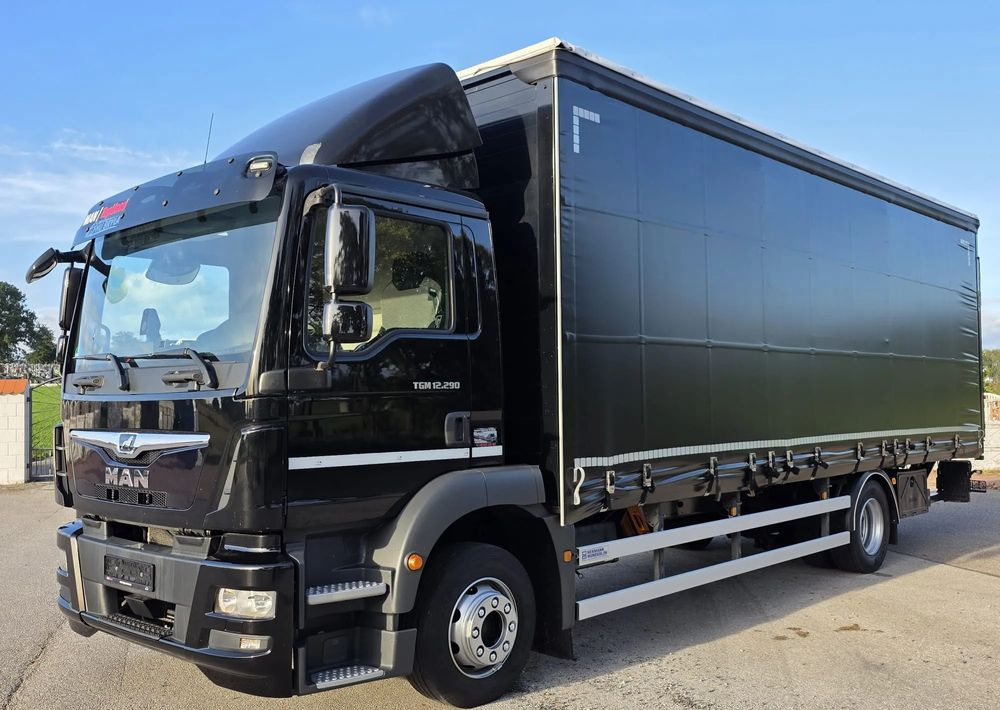 MAN TGM 12.290 / 15.290 / E6/ FIRANKA /BOCZNE DRZWI / BURTO-FIRANKA / 18PALET / WINDA / NISKI PRZEBIEG / 2018/ CAŁY NA PODUSZKACH / SERWISOWANY - Camión lona: foto 1 MAN TGM 12.290 / 15.290 / E6/ FIRANKA /BOCZNE DRZWI / BURTO-FIRANKA / 18PALET / WINDA / NISKI PRZEBIEG / 2018/ CAŁY NA PODUSZKACH / SERWISOWANY - Camión lona: foto 1
