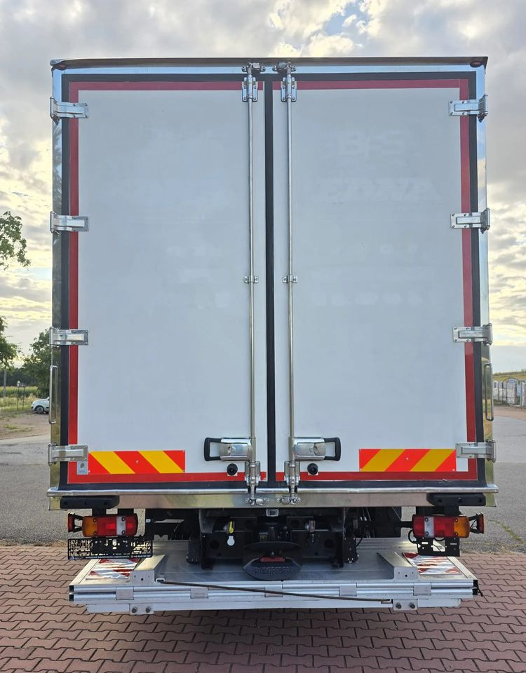 MAN TGM 15.250 / CHŁODNIA / WINDA / 2018 ROK / 230 TYŚ KM / BOCZNE DRZWI / AUTOMAT / SPROWADZONY / E6 / 18 EUROPALET/ - Camión frigorífico: foto 5 MAN TGM 15.250 / CHŁODNIA / WINDA / 2018 ROK / 230 TYŚ KM / BOCZNE DRZWI / AUTOMAT / SPROWADZONY / E6 / 18 EUROPALET/ - Camión frigorífico: foto 5