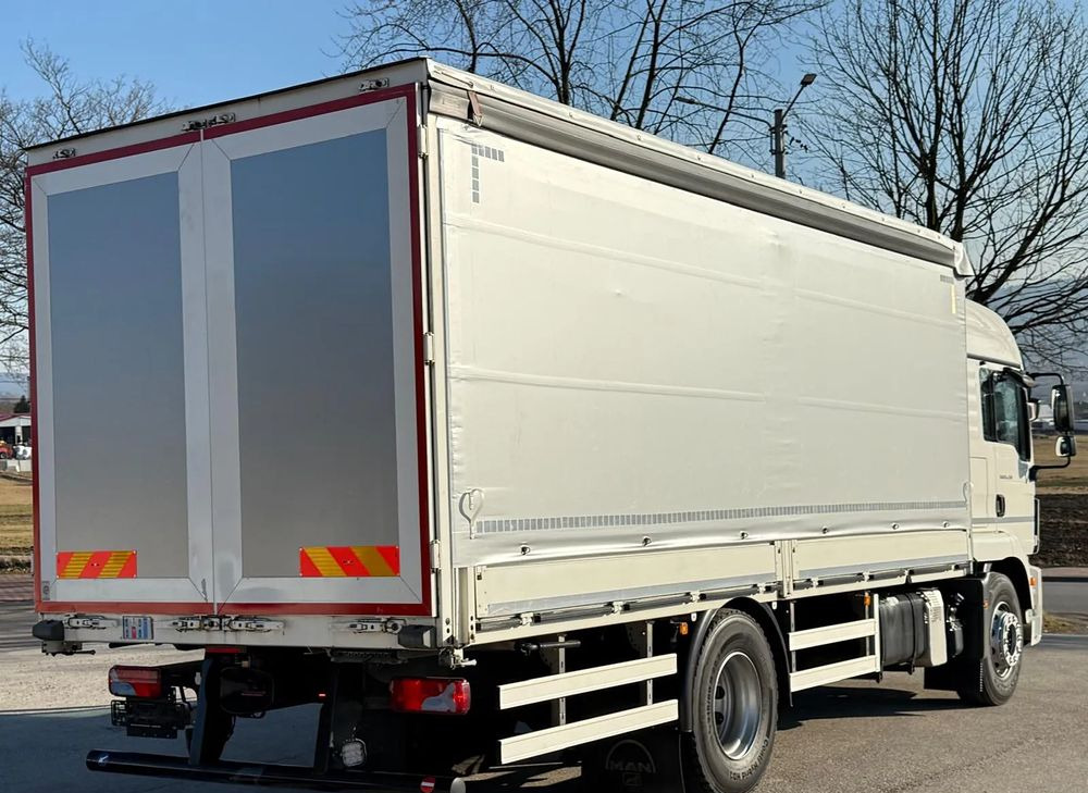 MAN TGM 15.290/E6/FIRANKA/BURTO-FIRANKA/SZKOŁA JAZDY/MAŁY ROZSTAW OSI/16PALET/WINDA/NISKI PRZEBIEG/2019/SERWISOWANY/JAK NOWY - Camión lona: foto 5 MAN TGM 15.290/E6/FIRANKA/BURTO-FIRANKA/SZKOŁA JAZDY/MAŁY ROZSTAW OSI/16PALET/WINDA/NISKI PRZEBIEG/2019/SERWISOWANY/JAK NOWY - Camión lona: foto 5