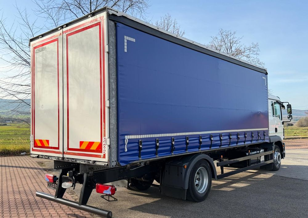 MAN TGM 15.290 / FIRANKA / 2016R / KLIMA POSTOJOWA /SPROWADZONY/ 8T ŁADOWNOŚĆ / 17 PALET / E6 / WINDA / - Camión lona: foto 5 MAN TGM 15.290 / FIRANKA / 2016R / KLIMA POSTOJOWA /SPROWADZONY/ 8T ŁADOWNOŚĆ / 17 PALET / E6 / WINDA / - Camión lona: foto 5