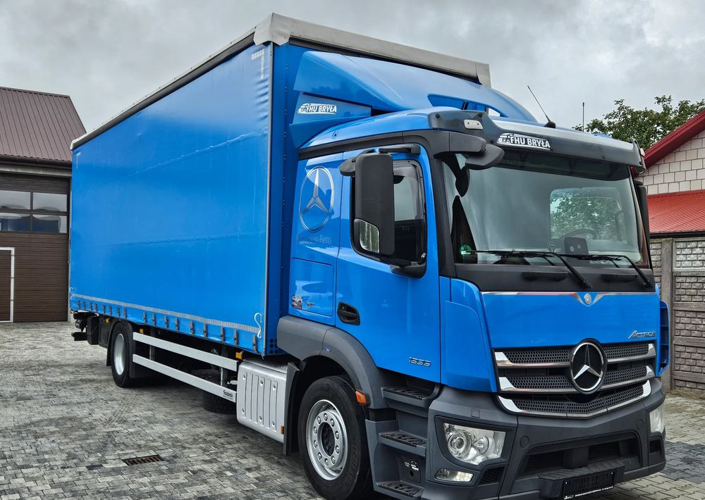 Mercedes-Benz ACTROS 1835 / FIRANKA / WINDA / 19 EUROPALET / AUTOMAT / Z NIEMIEC / 2016/DUŻA ŁADOWNOŚĆ - Camión lona: foto 1 Mercedes-Benz ACTROS 1835 / FIRANKA / WINDA / 19 EUROPALET / AUTOMAT / Z NIEMIEC / 2016/DUŻA ŁADOWNOŚĆ - Camión lona: foto 1