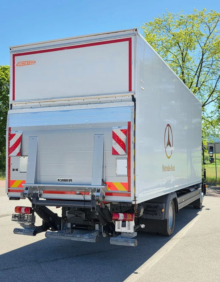 Camión frigorífico Mercedes-Benz ATEGO 1527/1530/IZOTERMA/WINDA/SPROWADZONY/E6/PIERWSZY WŁAŚCICIEL/AUTOMAT/18EURO PALET/STAN BARDZO DOBRY: foto 11 Camión frigorífico Mercedes-Benz ATEGO 1527/1530/IZOTERMA/WINDA/SPROWADZONY/E6/PIERWSZY WŁAŚCICIEL/AUTOMAT/18EURO PALET/STAN BARDZO DOBRY: foto 11